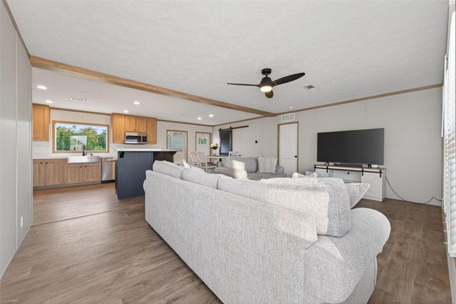 1218 Long Leaf Pine Street, Huffman, TX 77336