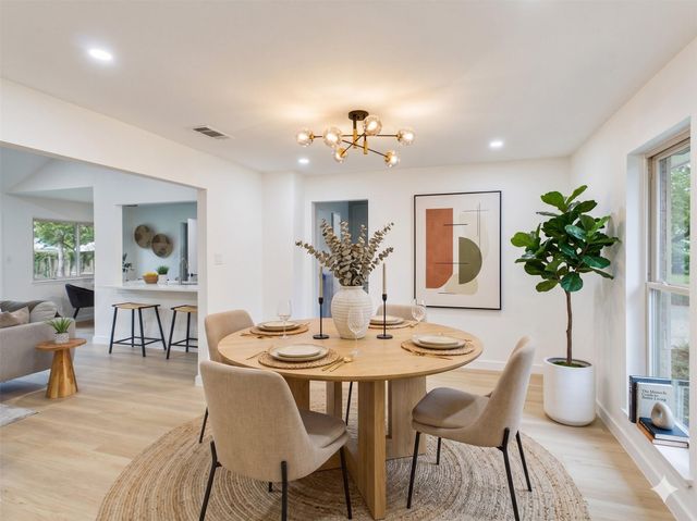 7312 Bucknell DR, Austin, TX 78723