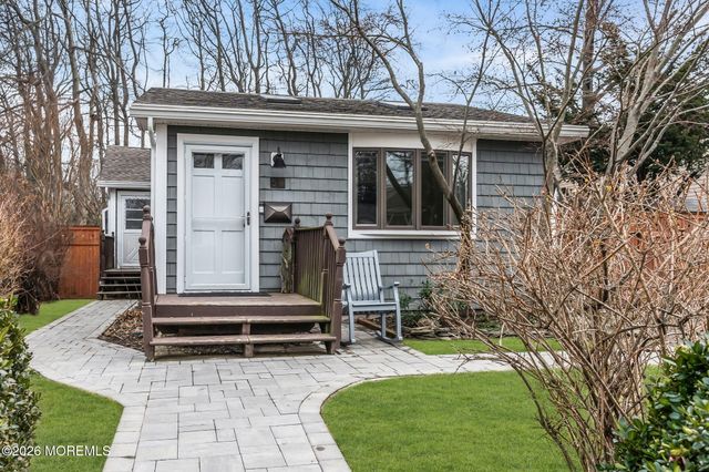 51 7th Street, Belford, NJ 07718