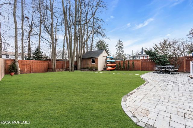 51 7th Street, Belford, NJ 07718