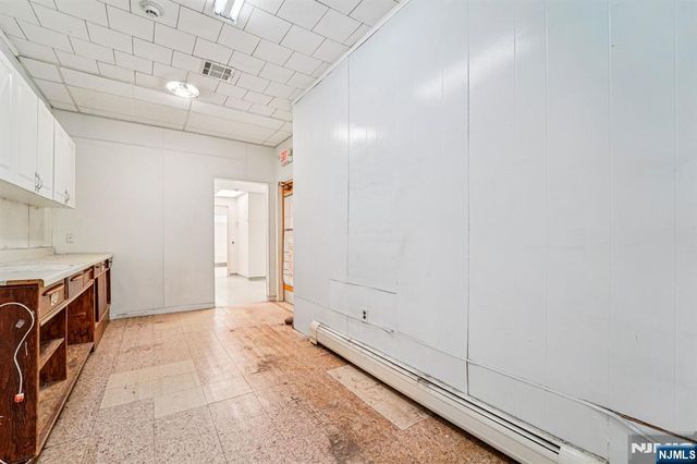 600 Kennedy Boulevard 1, Union City, NJ 07087