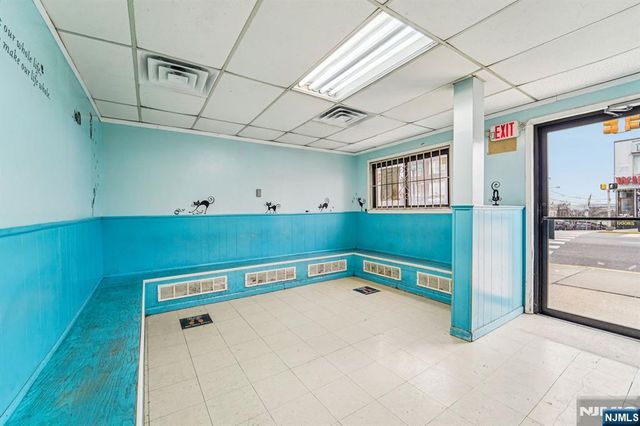 600 Kennedy Boulevard 1, Union City, NJ 07087