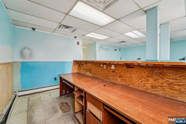 600 Kennedy Boulevard 1, Union City, NJ 07087