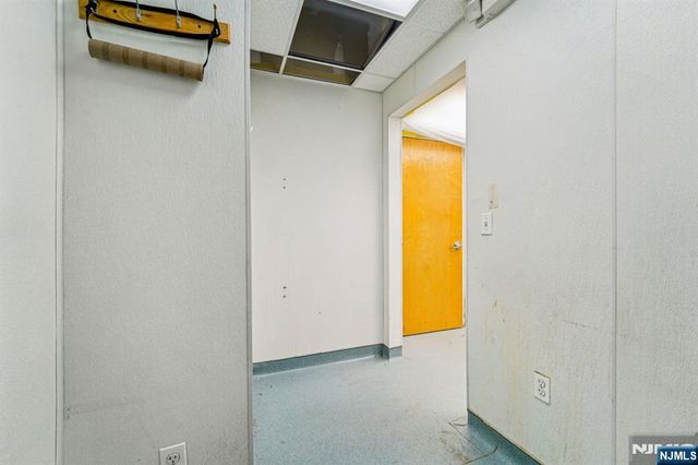 600 Kennedy Boulevard 1, Union City, NJ 07087