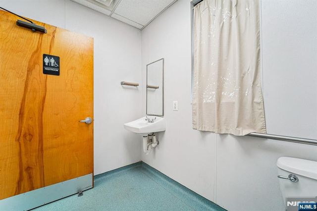 600 Kennedy Boulevard 1, Union City, NJ 07087