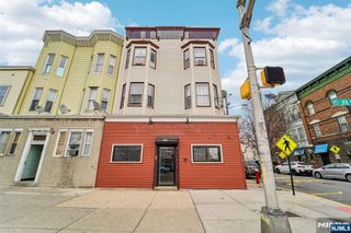 600 Kennedy Boulevard 1, Union City, NJ 07087