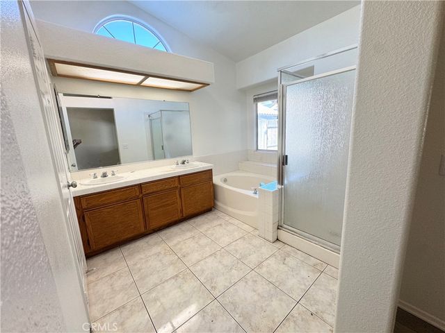 1224 Marble Court, Hemet, CA 92543