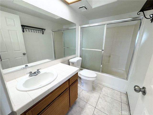 1224 Marble Court, Hemet, CA 92543