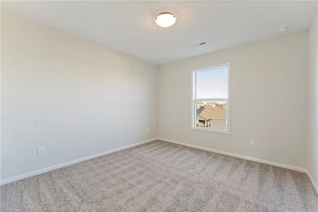 11803 N Bellaire Avenue, Kansas City, MO 64156