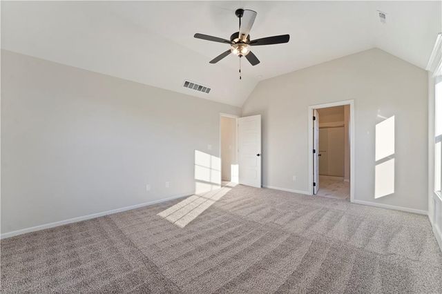 11803 N Bellaire Avenue, Kansas City, MO 64156