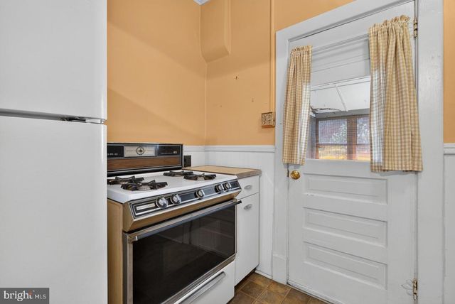 538 BOSLER AVE, Lemoyne, PA 17043