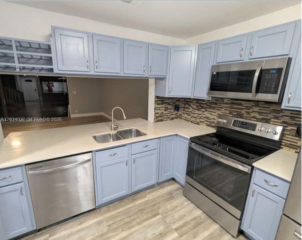 4430 NW 92nd Way, Sunrise, FL 33351