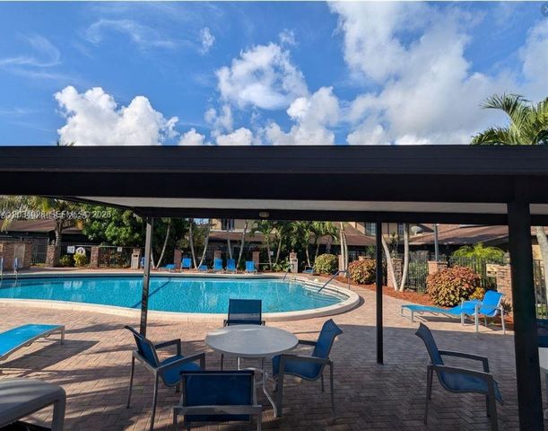 4430 NW 92nd Way, Sunrise, FL 33351