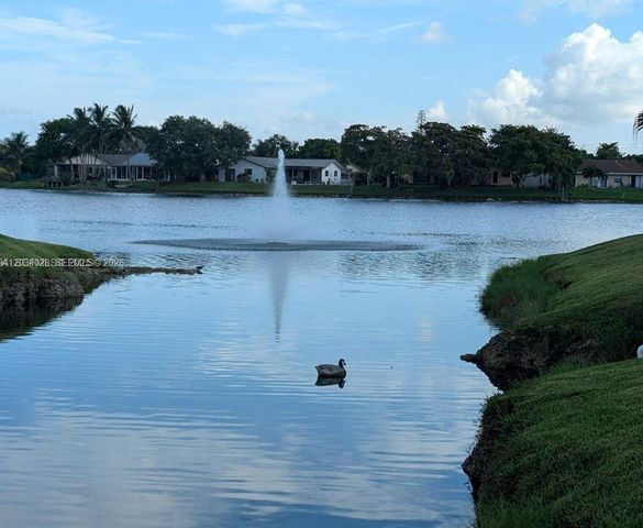 4430 NW 92nd Way, Sunrise, FL 33351