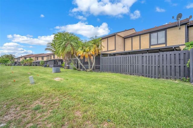 4430 NW 92nd Way, Sunrise, FL 33351