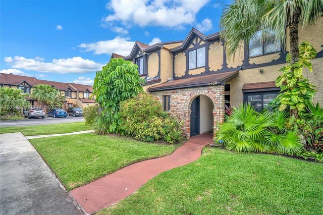 4430 NW 92nd Way, Sunrise, FL 33351
