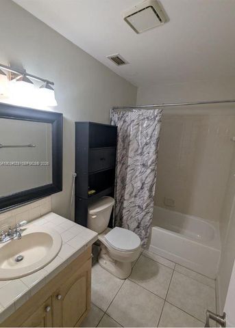 4430 NW 92nd Way, Sunrise, FL 33351
