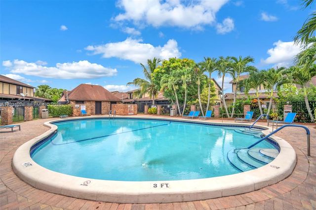 4430 NW 92nd Way, Sunrise, FL 33351