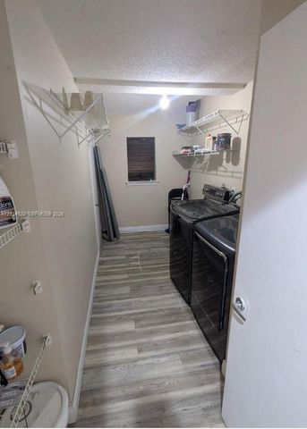 4430 NW 92nd Way, Sunrise, FL 33351
