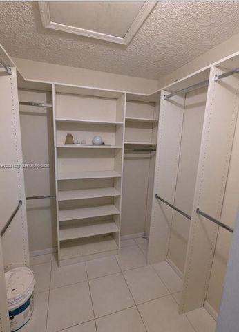 4430 NW 92nd Way, Sunrise, FL 33351