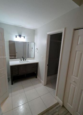 4430 NW 92nd Way, Sunrise, FL 33351