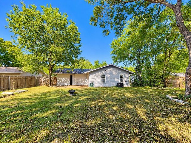 813 Emerald Wood DR, Austin, TX 78745