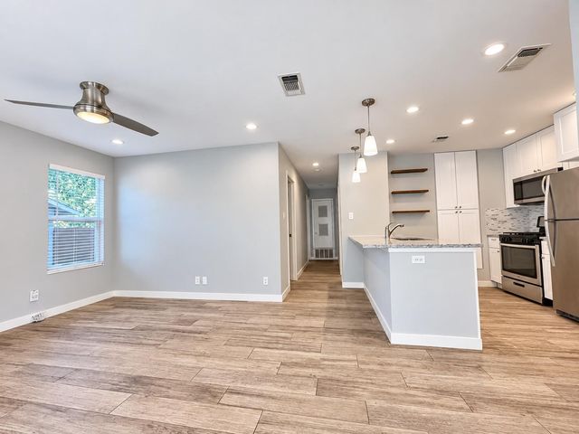 813 Emerald Wood DR, Austin, TX 78745