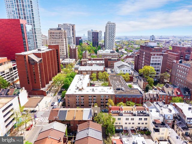 244 S 9TH ST, Philadelphia, PA 19107