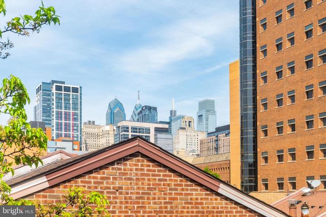 244 S 9TH ST, Philadelphia, PA 19107