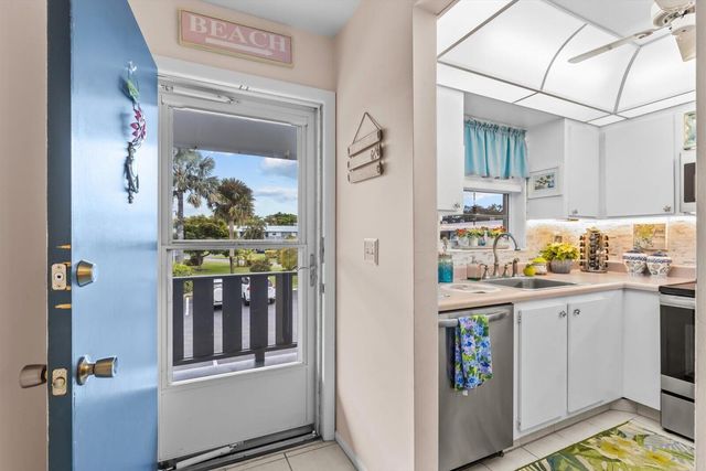 2929 SE Ocean Boulevard 130, Stuart, FL 34996