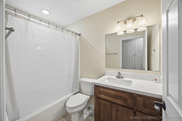 805 5th Street, Stigler, OK 74462