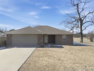 805 5th Street, Stigler, OK 74462