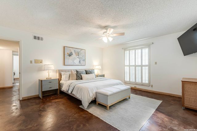 13106 Hill Forest, San Antonio, TX 78230