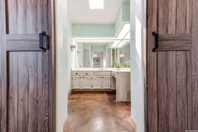 13106 Hill Forest, San Antonio, TX 78230