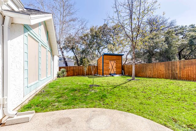 13106 Hill Forest, San Antonio, TX 78230