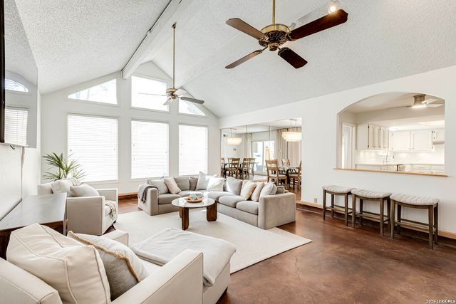 13106 Hill Forest, San Antonio, TX 78230