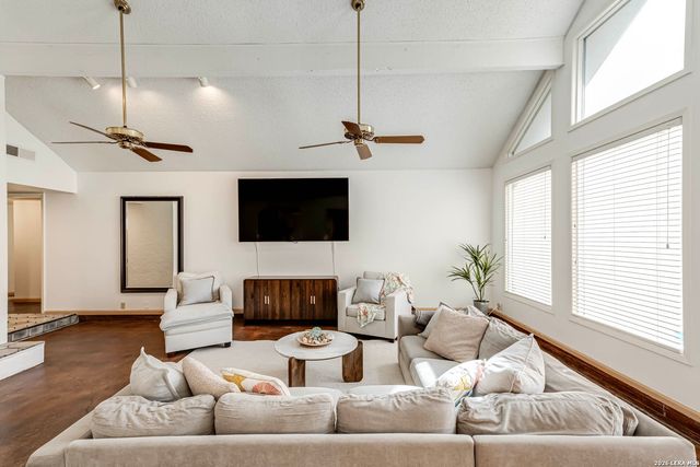 13106 Hill Forest, San Antonio, TX 78230