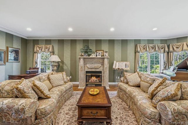 57 Wesley Chapel Road, Suffern, NY 10901