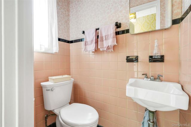 59-37 69th Lane A, Maspeth, NY 11378