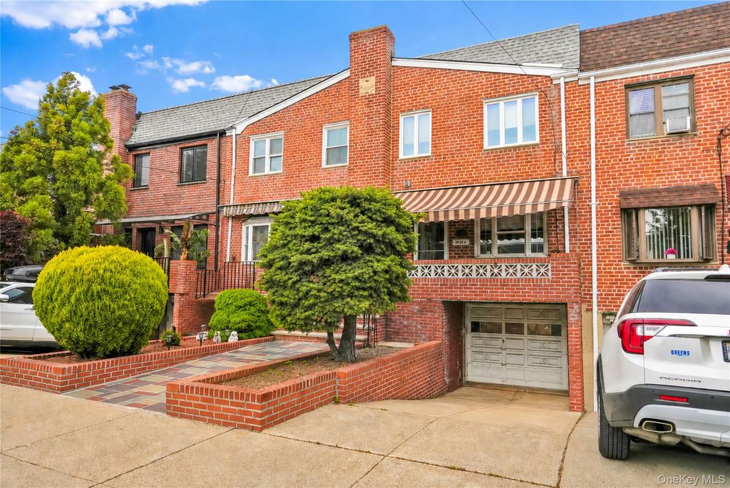 59-37 69th Lane A, Maspeth, NY 11378