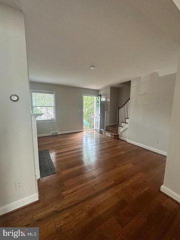 728 S ROYAL ST S, Alexandria, VA 22314