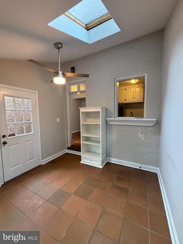 728 S ROYAL ST S, Alexandria, VA 22314