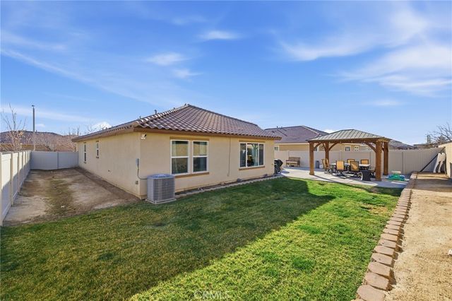 3567 Garnet, Lancaster, CA 93535