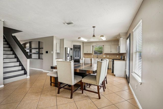 5119 Laurynnbrook Drive, Pasadena, TX 77505