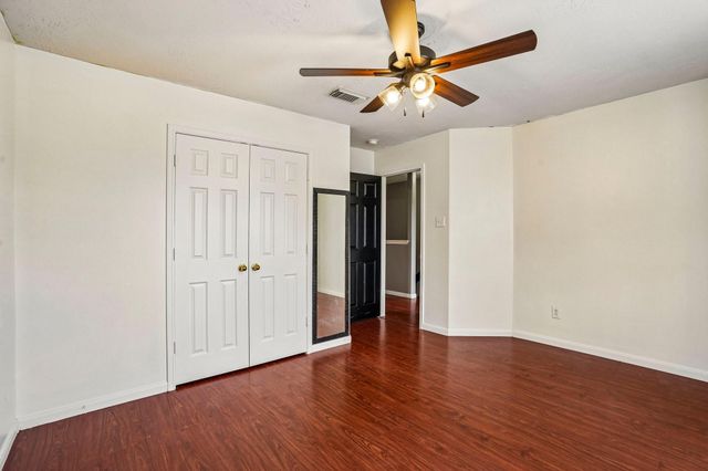 5119 Laurynnbrook Drive, Pasadena, TX 77505