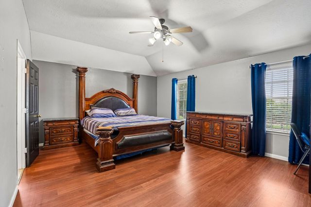 5119 Laurynnbrook Drive, Pasadena, TX 77505