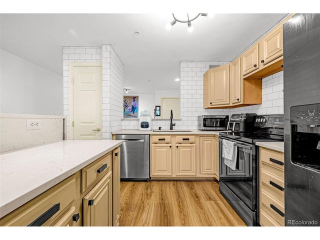 5201 S Fox St 303, Littleton, CO 80120