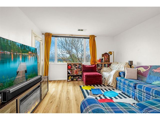 5201 S Fox St 303, Littleton, CO 80120