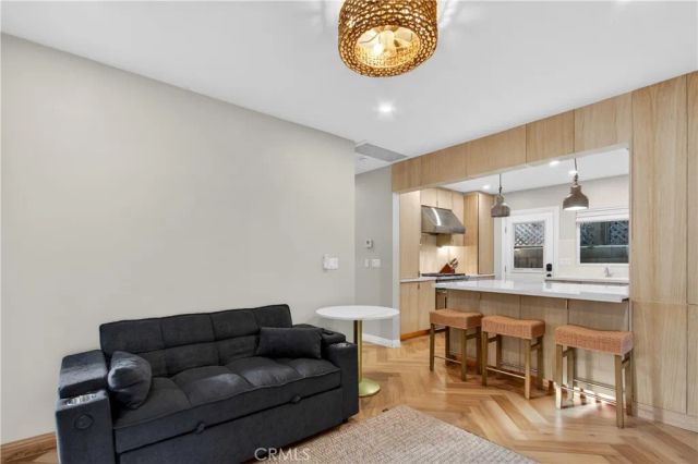 225 Iris Avenue, Corona Del Mar, CA 92625