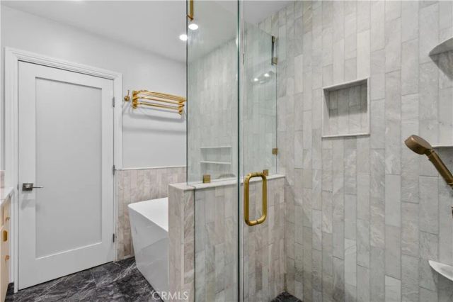 225 Iris Avenue, Corona Del Mar, CA 92625